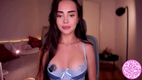 Gabriela online show from September 20, 6:53 pm