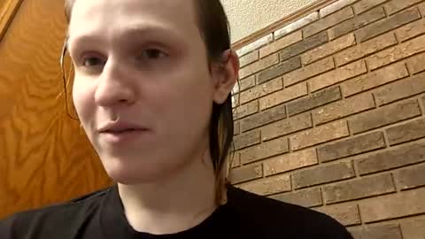 Snapshot of lil_gem chatting on May 26, 8:16 pm lil gemmie online show from May 26, 8:16 pm
