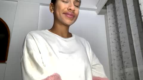 Lilith online show from December 3, 8:34 am