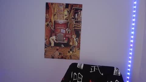 Lisaa online show from December 2, 8:41 am