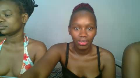 lil_meg online show from February 26, 7:29 am