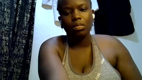 lil_miss23 online show from October 5, 4:55 am