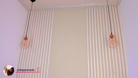 Snapshot of lila_cohen chatting on October 26, 3:45 am L I L A online show from October 26, 3:45 am