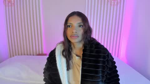 L I L A   online show from December 21, 3:57 am