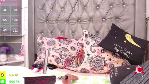   online show from February 23, 4:48 pm