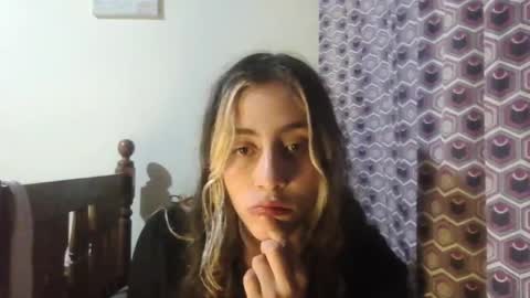 Ren online show from April 19, 3:50 am