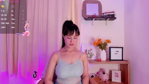 Lila  online show from October 6, 9:01 pm