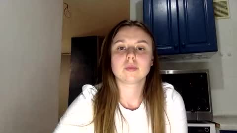 Lily online show from September 11, 6:19 pm