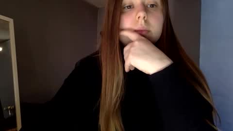 Lily online show from September 25, 9:46 am