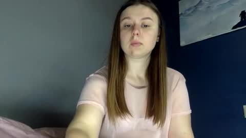 Lily online show from September 30, 8:30 am