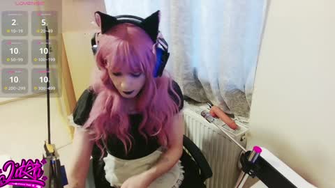 Snapshot of lilah_ts chatting on December 11, 12:44 pm lilah_ts online show from December 11, 12:44 pm
