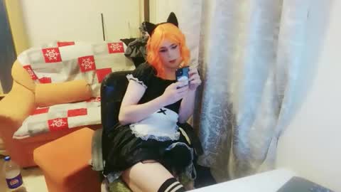 Snapshot of lilah_ts chatting on October 16, 11:44 am lilah_ts online show from October 16, 11:44 am