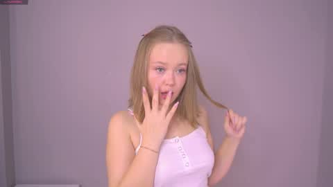 Sofi online show from November 12, 3:12 pm