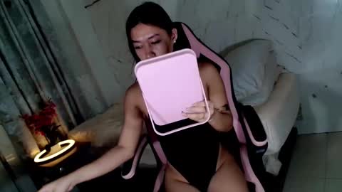Snapshot of lilatara chatting on May 9, 4:06 am Lila online show from May 9, 4:06 am