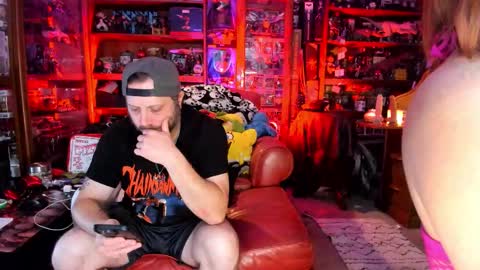 Snapshot of lilbatt chatting on February 8, 6:39 am lilbatt online show from February 8, 6:39 am