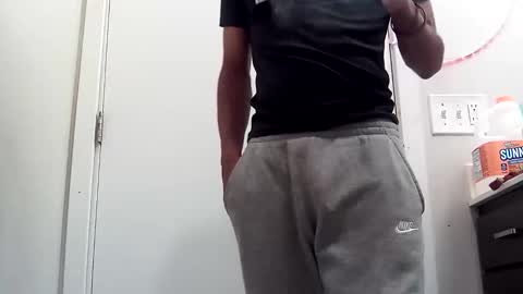 lilbody1 online show from October 9, 11:52 am