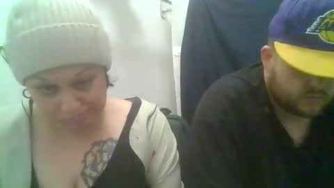 Snapshot of lilbratty_clouds_ogpuffdragon chatting on December 27, 2:25 am lilbratty_clouds_ogpuffdragon online show from December 27, 2:25 am