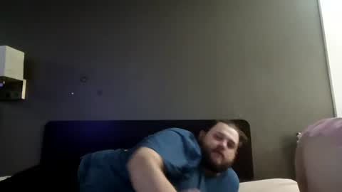 lilbratty_clouds_ogpuffdragon online show from May 13, 12:08 am