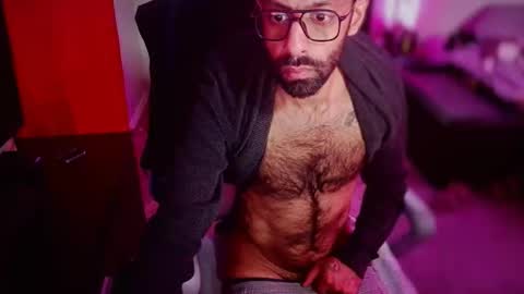 Snapshot of lilbrownpkb chatting on February 18, 8:16 pm Lil Brown PKB online show from February 18, 8:16 pm