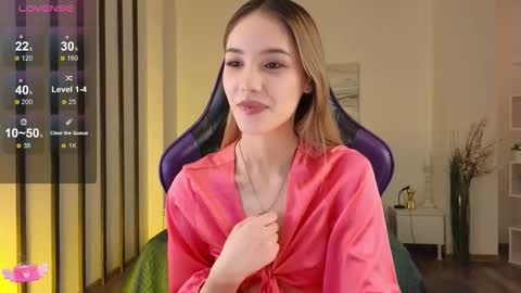 Snapshot of lilcatalia chatting on November 16, 10:10 am Hi im Yuki online show from November 16, 10:10 am