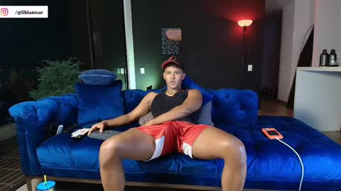 Snapshot of lildantear chatting on September 9, 3:28 am Dante online show from September 9, 3:28 am