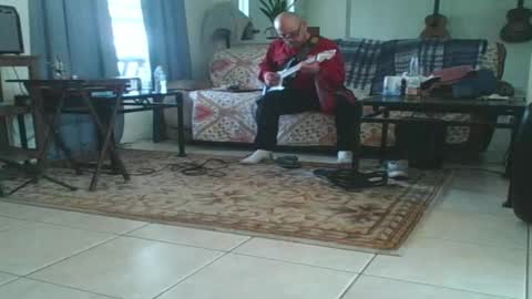 lildicksissy online show from February 18, 7:43 pm