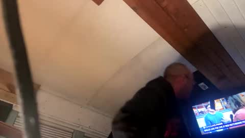 Snapshot of lildog361334 chatting on December 18, 5:24 am lildog361334 online show from December 18, 5:24 am