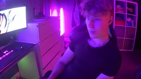 Snapshot of lildyl06 chatting on September 11, 7:58 pm lildyl06 online show from September 11, 7:58 pm