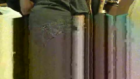 Snapshot of lile_luvit chatting on December 18, 7:09 pm Sasquatch online show from December 18, 7:09 pm