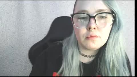 emily ryanson online show from June 1, 8:10 pm
