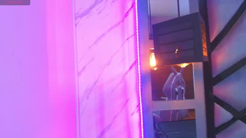 lili_evanss online show from February 4, 11:38 am