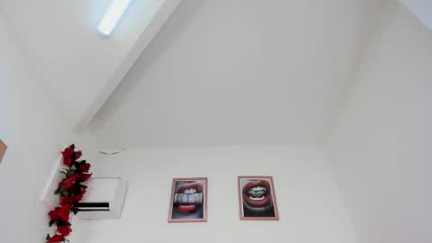 Lili Stone online show from February 8, 2:48 am