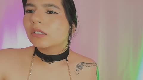 Snapshot of lili_tay chatting on November 24, 2:28 pm Lili online show from November 24, 2:28 pm