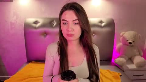 Snapshot of liliacrown chatting on November 7, 5:13 pm Lilia online show from November 7, 5:13 pm