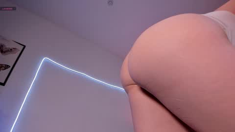 LIL online show from December 16, 12:54 pm