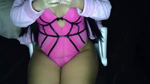 Snapshot of lilianarose_xx chatting on October 14, 3:13 pm Lilianarose online show from October 14, 3:13 pm
