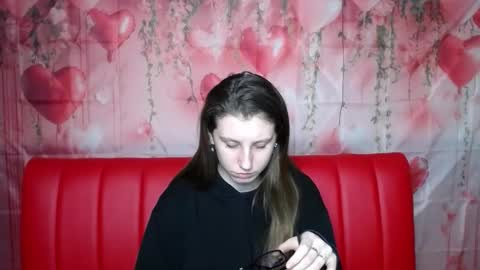 Snapshot of lilianashine chatting on February 5, 6:18 am lilianashine online show from February 5, 6:18 am