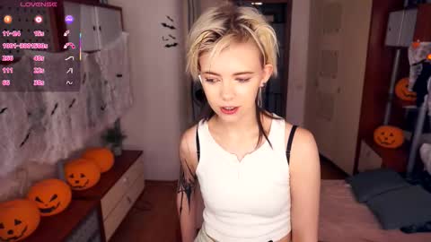 Lilian online show from October 21, 3:35 pm