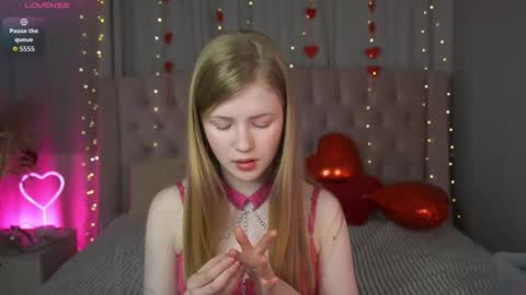 Lilian online show from February 10, 12:09 pm