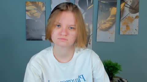 hi guys Im new here Im 18 years oldIve never had sex online show from January 14, 11:16 am