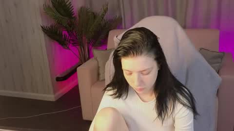 Snapshot of liliaroze chatting on June 4, 3:34 am liliaroze online show from June 4, 3:34 am