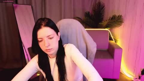 Snapshot of liliaroze chatting on June 6, 3:33 am liliaroze online show from June 6, 3:33 am