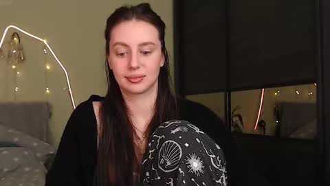 Lilu online show from October 11, 8:51 pm