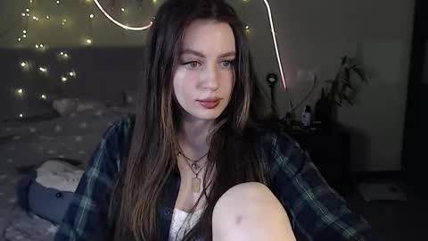 Lilu online show from October 28, 8:55 pm