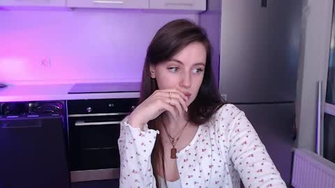 Lilu online show from June 6, 12:05 am
