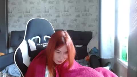 liliawoolf online show from February 13, 9:41 am
