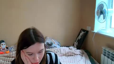 liliawoolf online show from October 7, 10:34 am