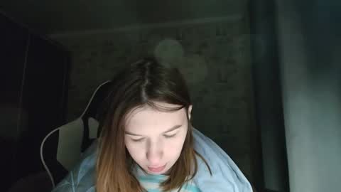 liliawoolf online show from January 14, 4:29 am