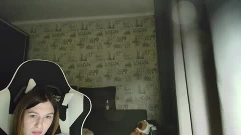 liliawoolf online show from February 10, 6:56 pm