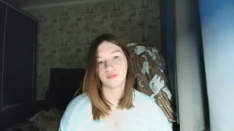 liliawoolf online show from February 14, 6:10 am